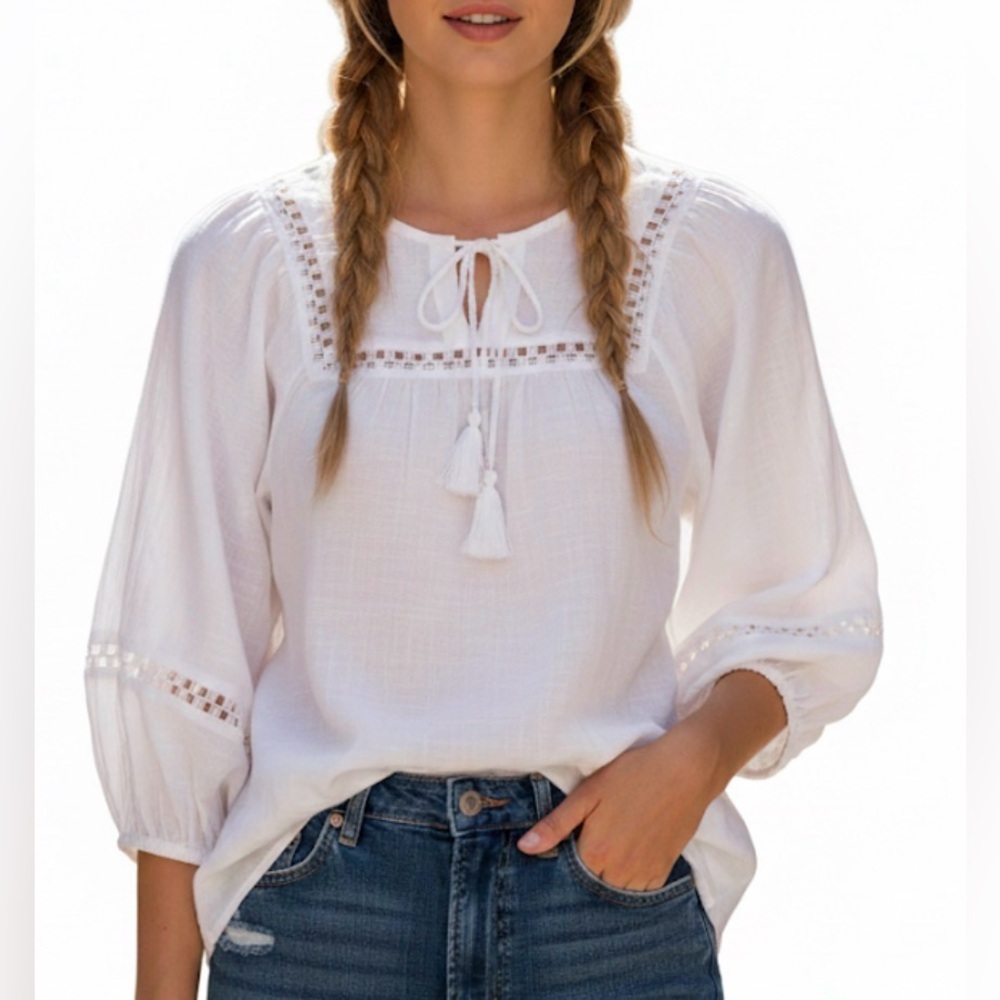 Hope & Harlow White Romantic Peasant Top Size Medium Hem Stitch Lace Rayon Blend